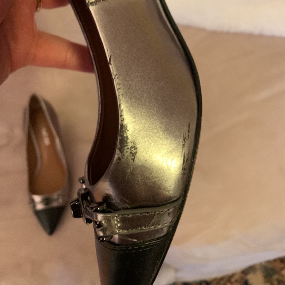 Coach Pumps - Picture 2 of 4